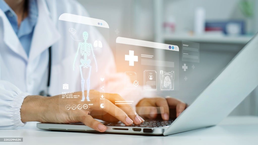 Fitur SIM Klinik: Apa Saja yang Wajib Ada di Klinik Modern?
