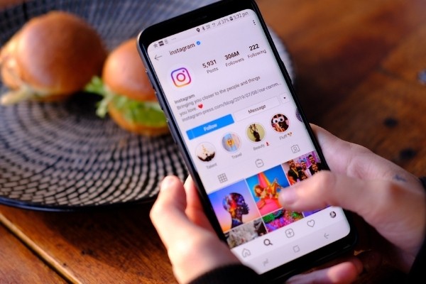 5 Konten Instagram Yang Mengundang Banyak Perhatian